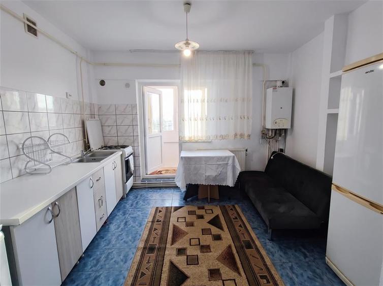 Apartament cu 2 camere decomandat în Burdujeni