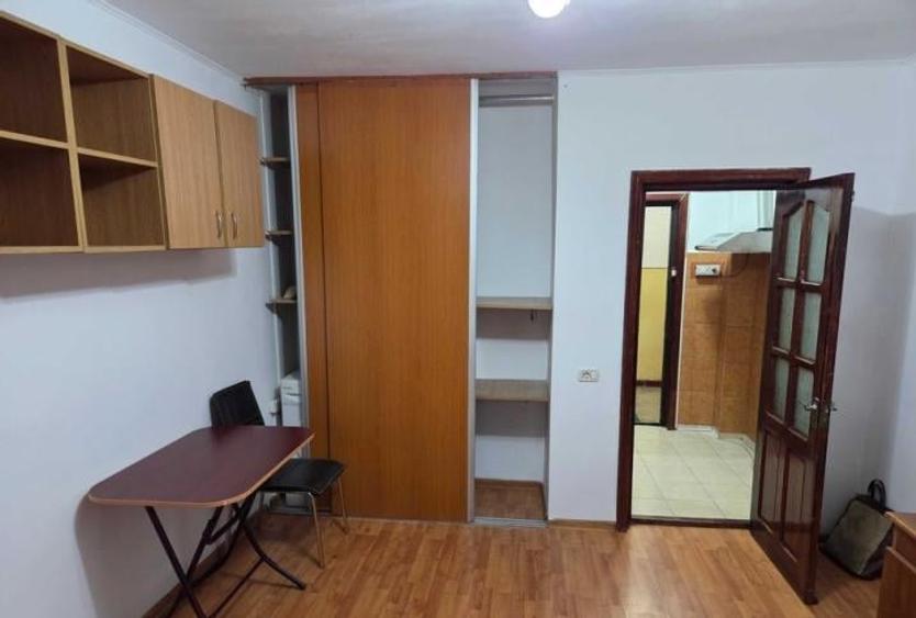 Garsoniera parter de vanzare zona Cet - 1