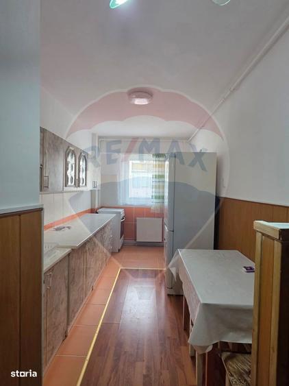 Apartament cu 2 camere decomandat în Sud