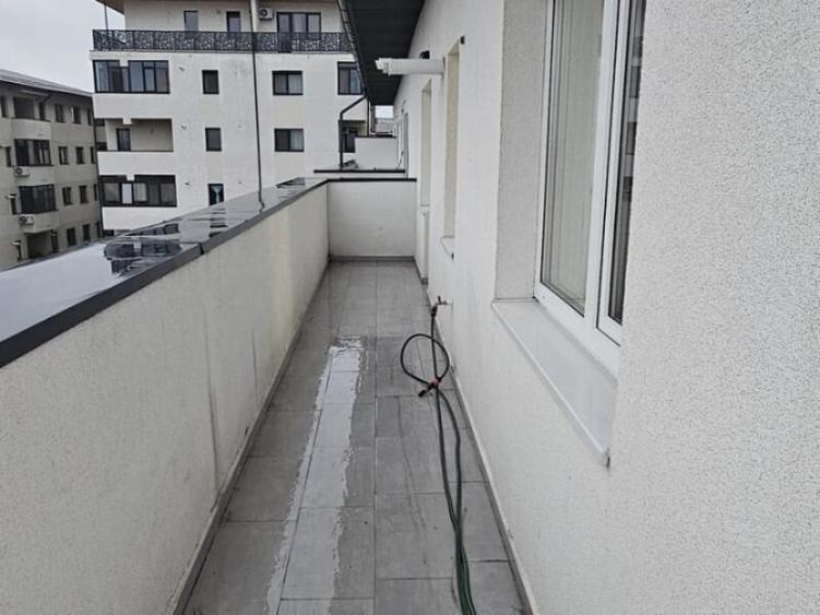 Apartament cu 2 camere semidecomandat în 1 Decembrie 1918