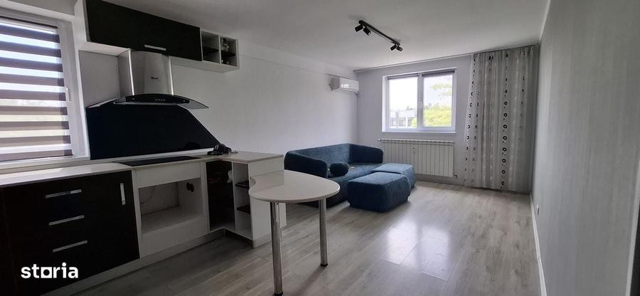Apartament cu 3 camere în Tomis Nord