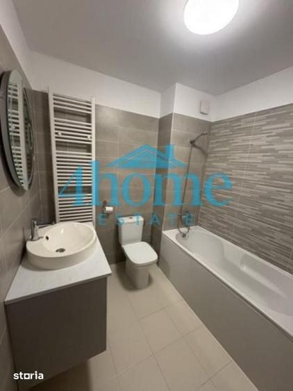 Apartament cu 3 camere decomandat în Drumul Taberei