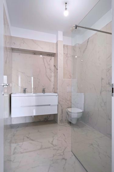 Apartament cu 4 camere decomandat în 13 Septembrie