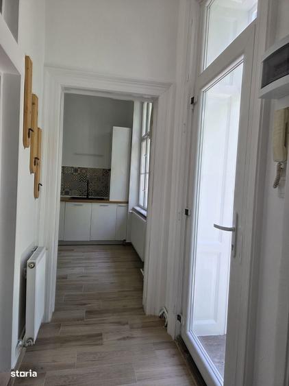 Apartament cu 2 camere decomandat, mobilat în Ultracentral