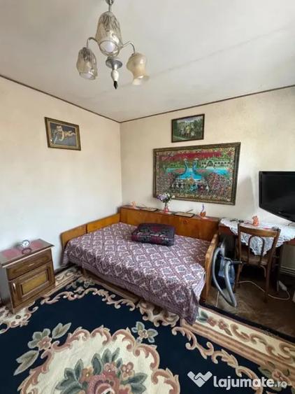 Apartament Cu 2 Camere Semidecomandate - Etaj 2 Zona Ultracentral - 2