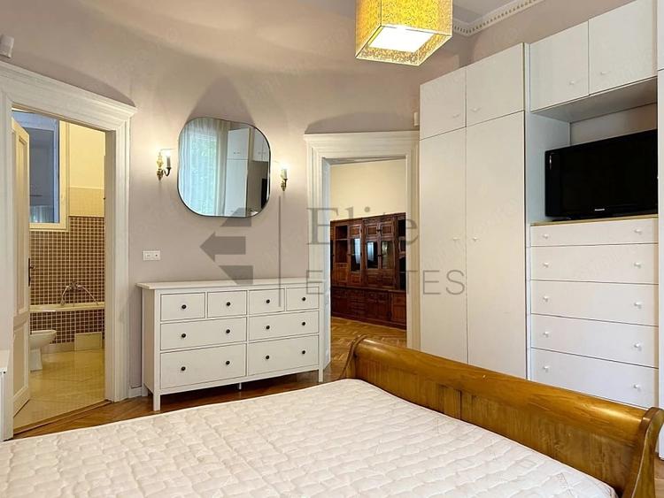 Apartament cu 4 camere decomandat în Ultracentral
