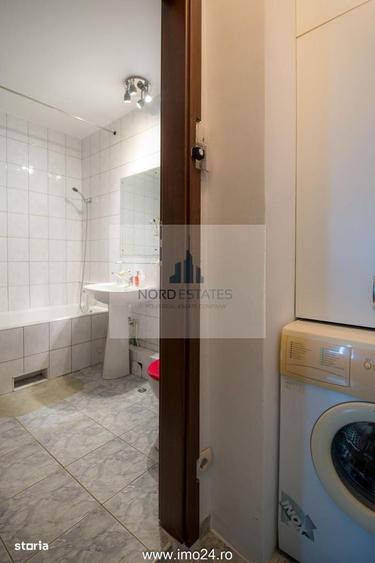 Apartament cu 4 camere semidecomandat în Sud