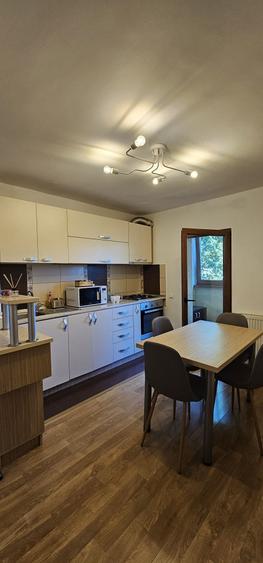 Apartament cu 2 camere decomandat în Zorilor