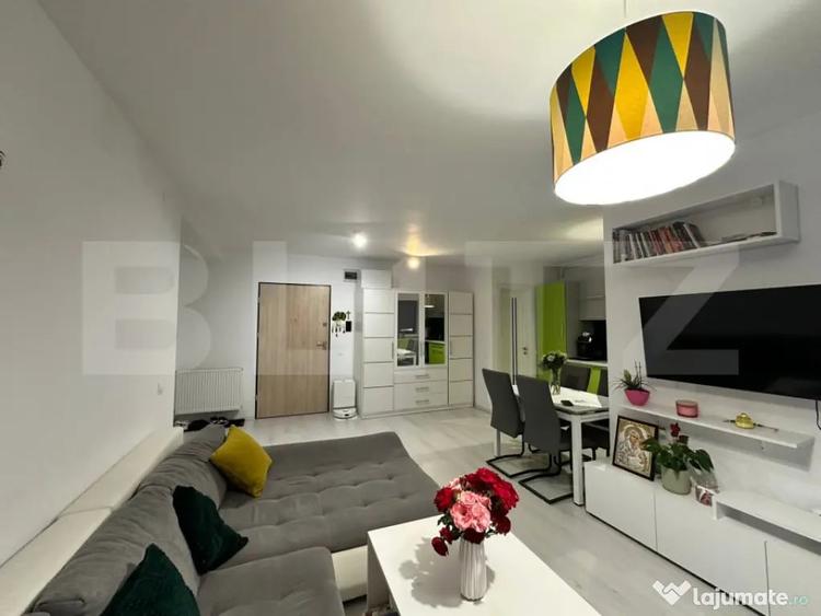 Apartament cu 2 camere semidecomandat în Unirii