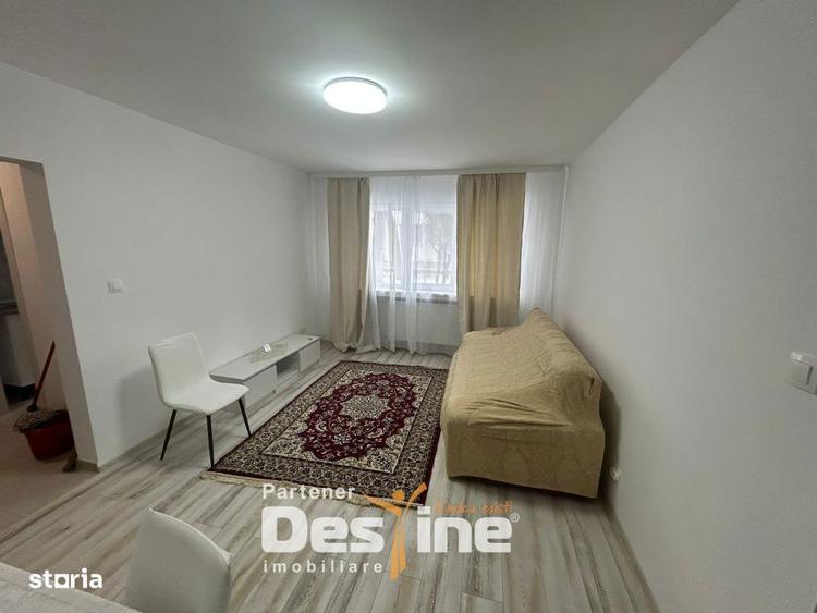 Apartament cu 2 camere semidecomandat în Podu Roș