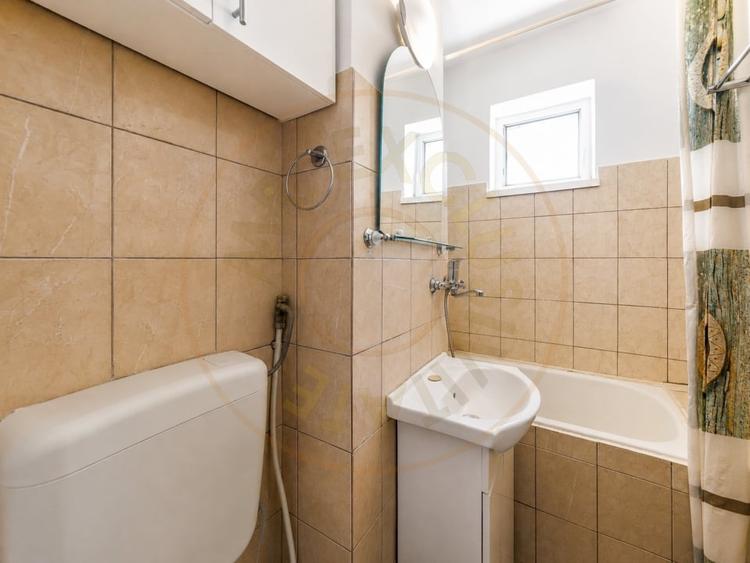 Apartament cu 2 camere decomandat în Trivale