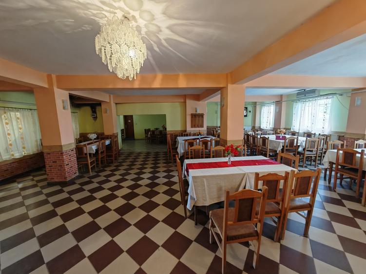 Spațiu comercial, de 313 mp, în Ruși-Ciutea