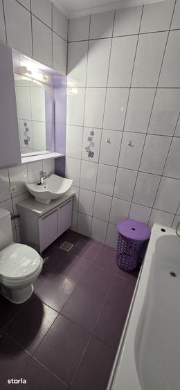Garsonieră decomandată în Obcini