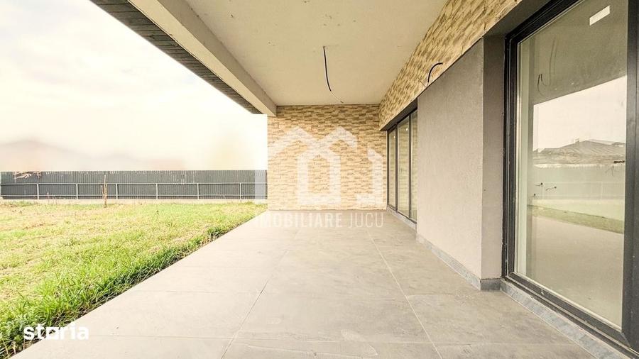 Casă cu 4 camere cu Teren 670 Mp în Jucu