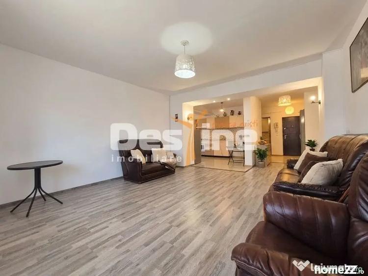Apartament cu 2 camere semidecomandat în Fundeni