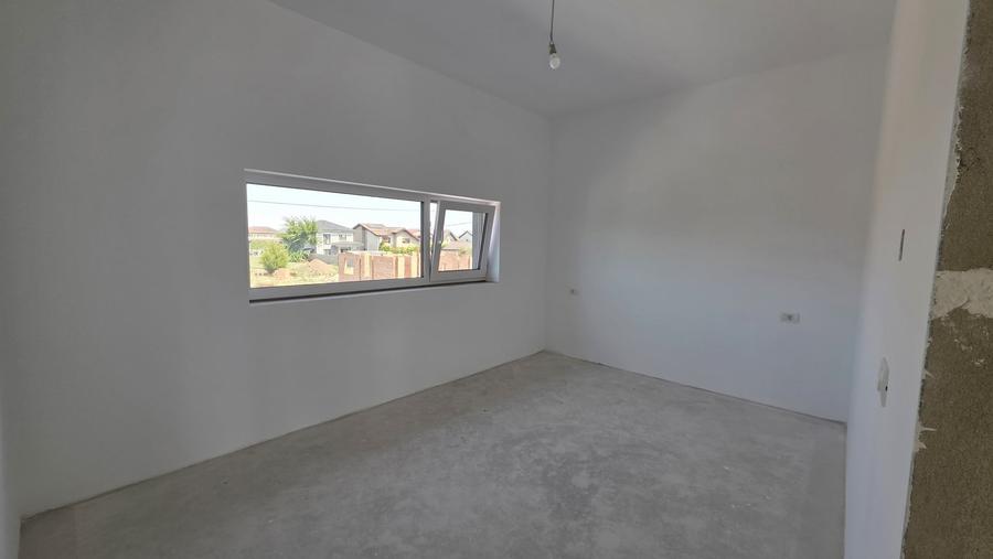 Duplex cu 5 camere cu Canalizare în Dumbrăvița
