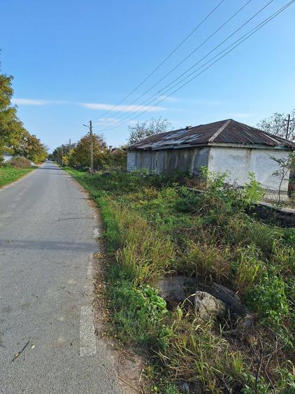 Casă cu 3 camere în Nuntași
