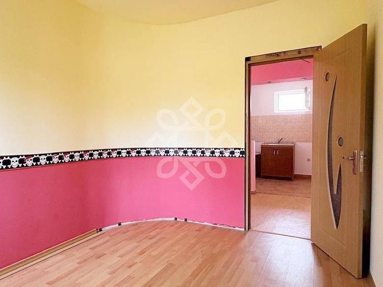Garsonieră decomandată în Sânmartin