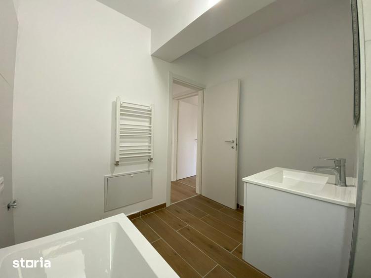 Apartament cu 3 camere în Gherăiești