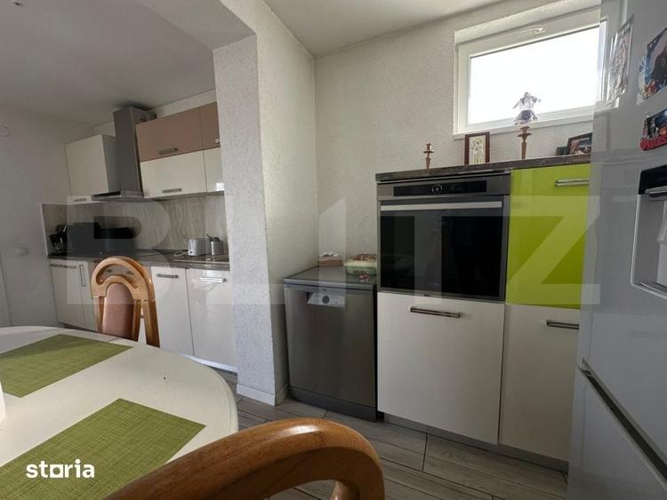 Casă cu 4 camere cu Teren 1660 Mp în Vulcan