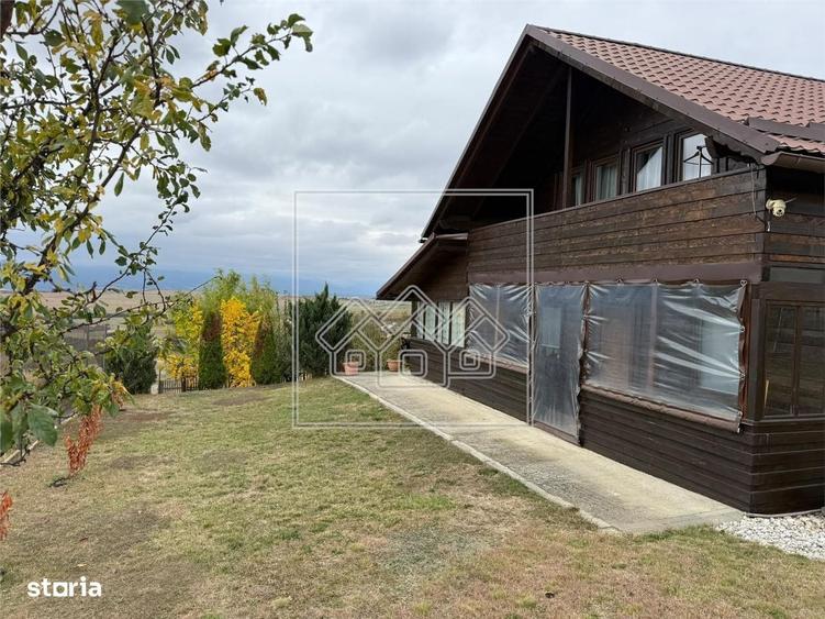 Casă cu 3 camere în Daia