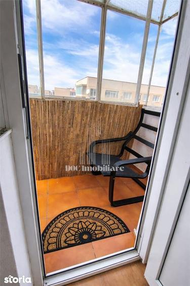 Apartament cu 3 camere decomandat, mobilat în Tineretului