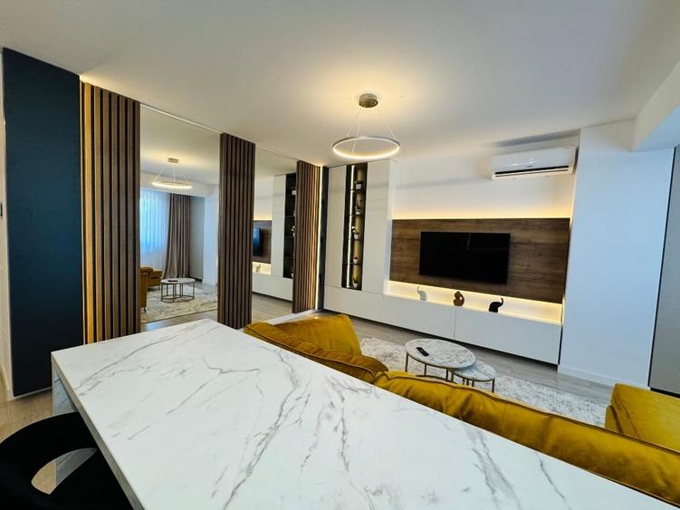 Apartament cu 2 camere decomandat, mobilat în Dacia