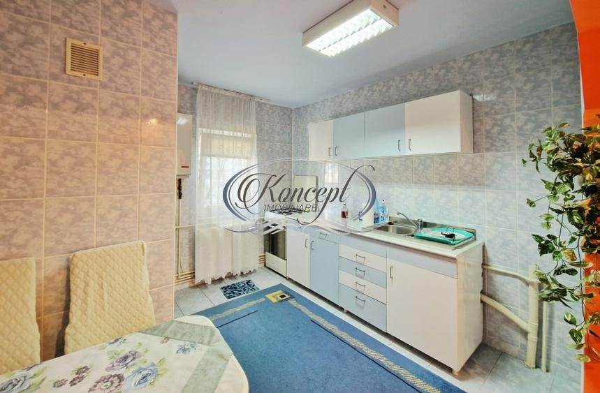 Apartament cu 3 camere decomandat, mobilat în Mănăștur