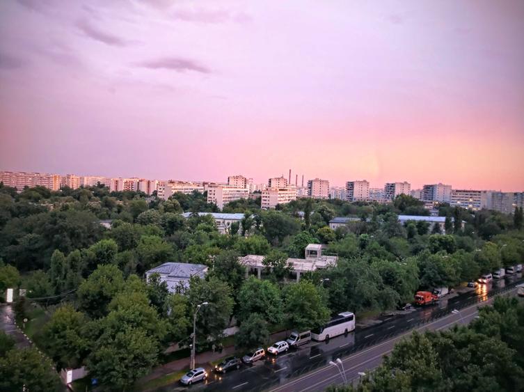 Apartament cu 2 camere decomandat în Muncii