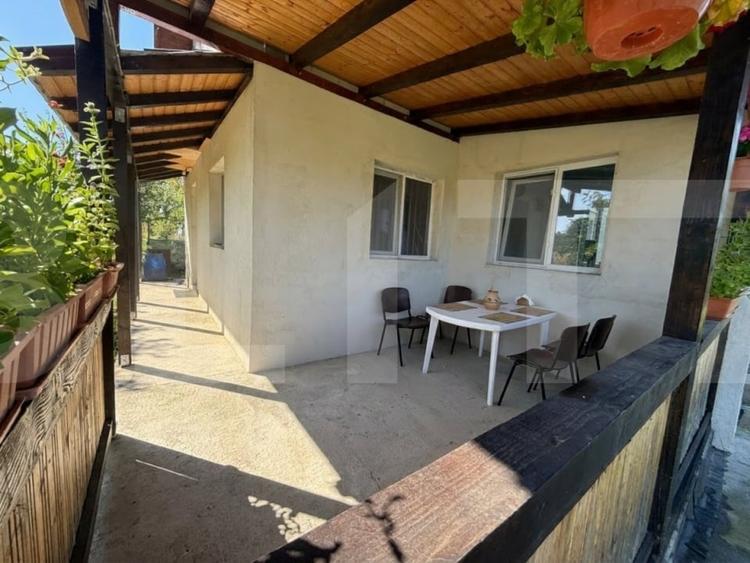 Casă individuală cu 4 camere cu Teren 1200 Mp în Baisa
