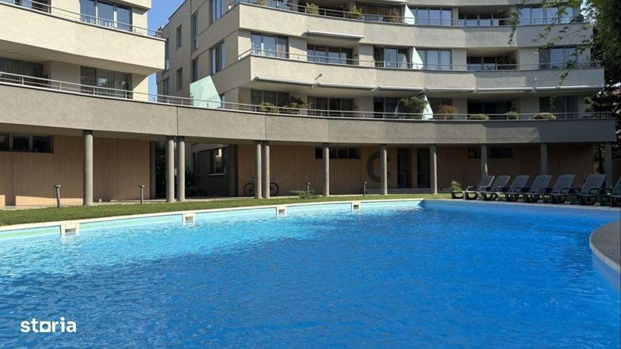 Apartament cu 4 camere în Central