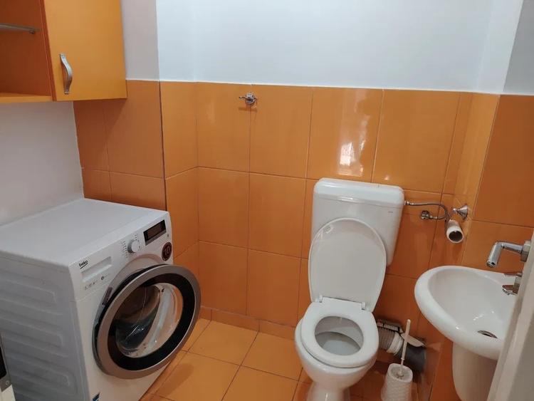 Apartament cu 3 camere semidecomandat, mobilat în Liviu Rebreanu