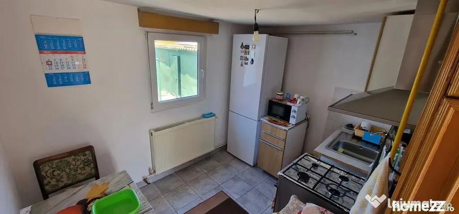 Casă cu 3 camere cu Teren 281 Mp în Central