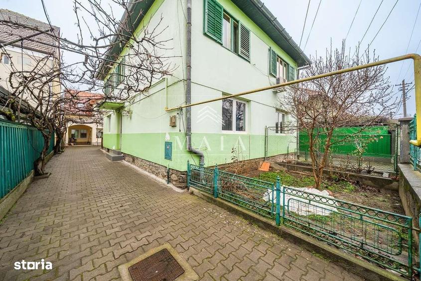 Casă cu 4 camere cu Canalizare în Sub Arini