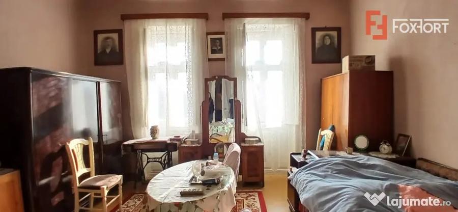 Casă cu 3 camere cu Teren 1500 Mp în Satchinez