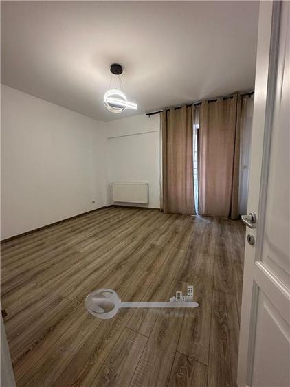 Apartament cu 2 camere decomandat, mobilat în Galata