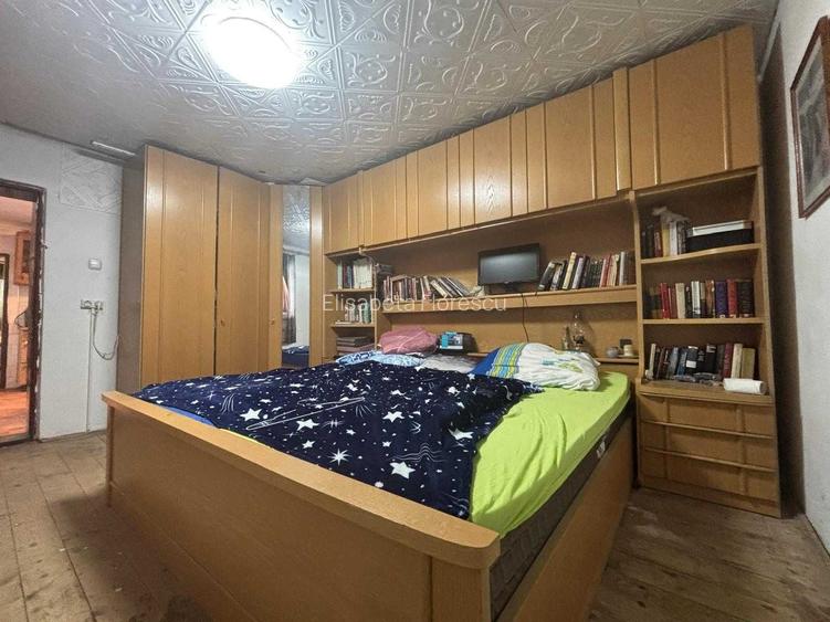 Casa + ferma 3221 mp | Zavideni, Valcea | Recent renovat