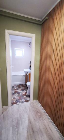 Apartament cu 2 camere decomandat în Tractorul