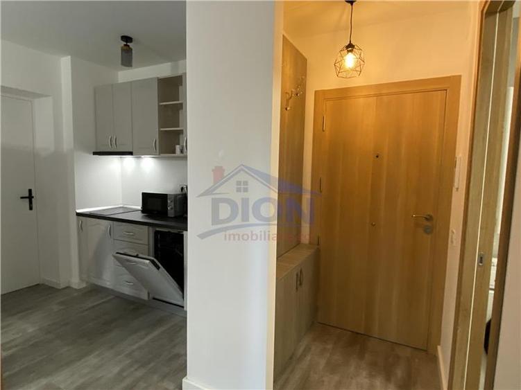 Apartament cu 2 camere decomandat, mobilat în Băneasa
