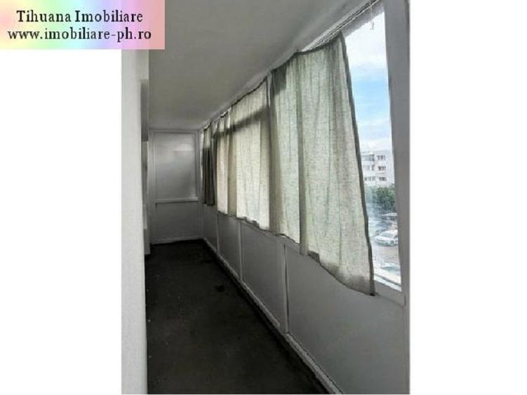 Apartament cu 3 camere decomandat în Republicii