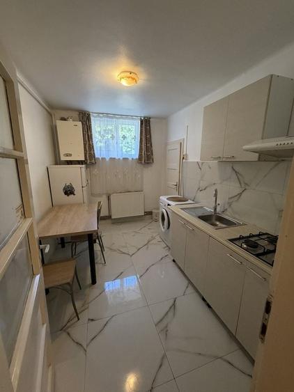 Vanzare apartament 2 camere - 3