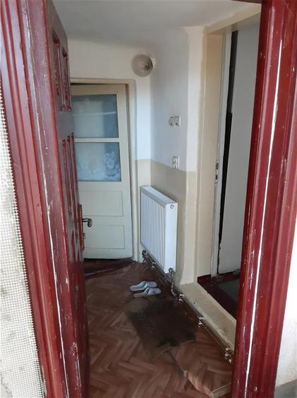 Casă individuală cu 4 camere cu Teren 1000 Mp în Central