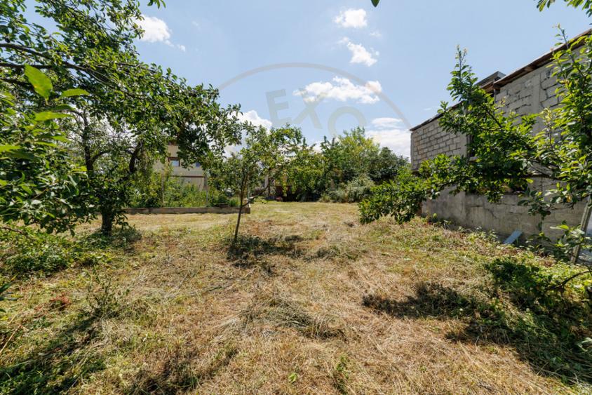 Casă cu 4 camere cu Teren 889 Mp în Prundu