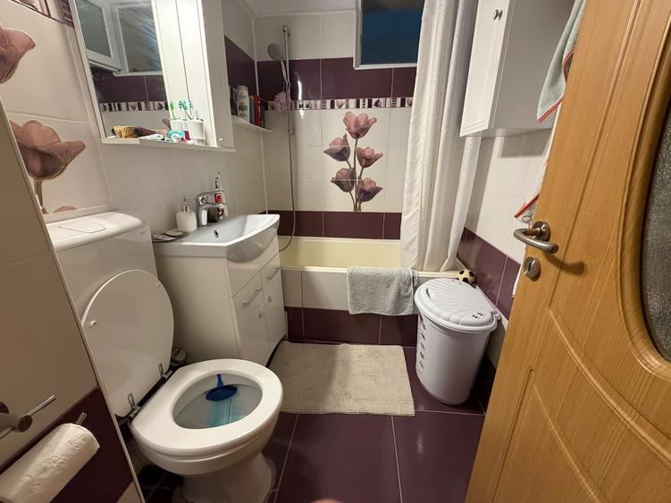 Apartament cu 2 camere semidecomandat în Titan