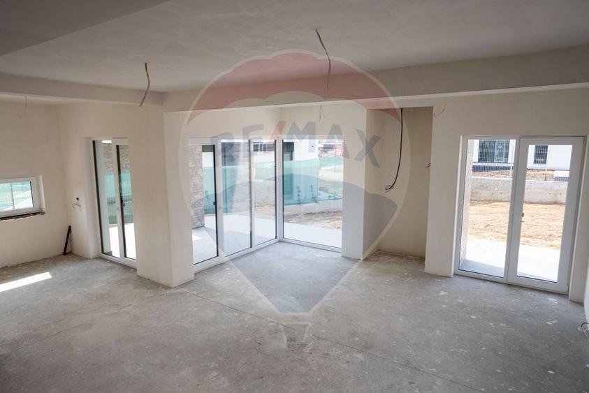 Casă individuală cu 5 camere cu Teren 600 Mp în Dealuri Oradea