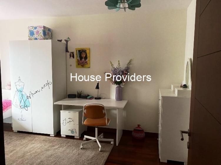 Apartament cu 3 camere în Dristor