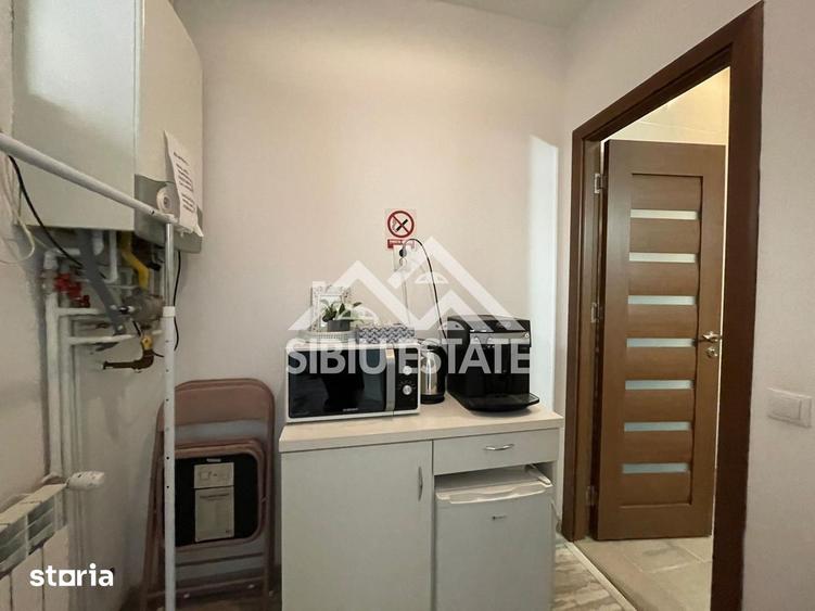 Apartament cu 2 camere, mobilat în Ultracentral
