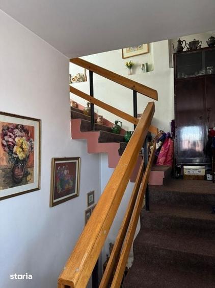 Casă cu 4 camere cu Teren 370 Mp în Andrei Mureșanu