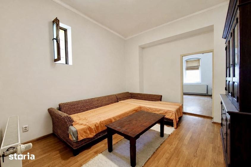 Apartament cu 4 camere în Central