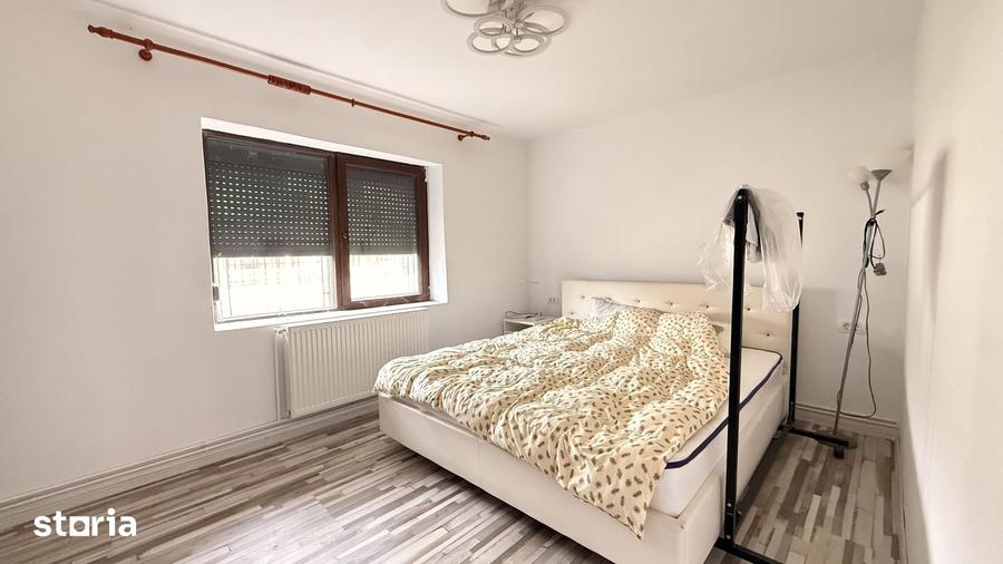 Casă cu 6 camere cu Teren 1836 Mp în Dudeștii Noi